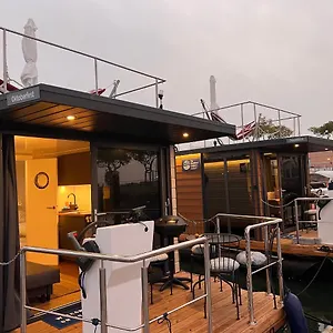  Bateau-hôtel Casas Flotantes - Boatvillage